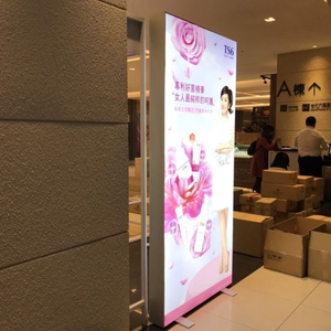 Chain Store Décoration Photo Booth Wholesale Double Side Vêtements Frame-Less magasin LED Light Box